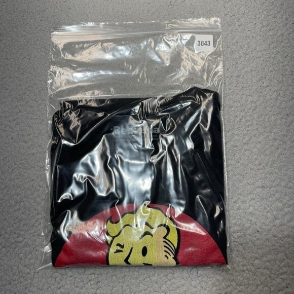 Fallout Vault Boy Shirt Mens‎ Medium Black Officially Licensed Bethesda ZeniMax - Picture 3 of 14